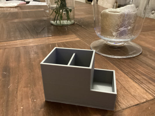 Stationary holder/organiser